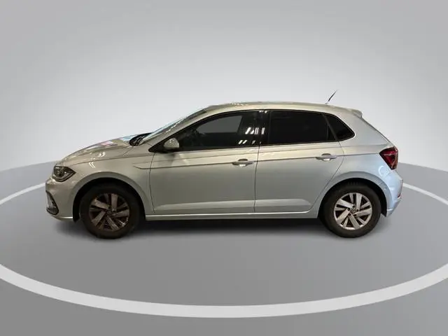 Volkswagen Polo 1.0 TSI 110pk DSG Style · Apple/Android Car Play · Matrix LED · Navigatie · Stoelver...