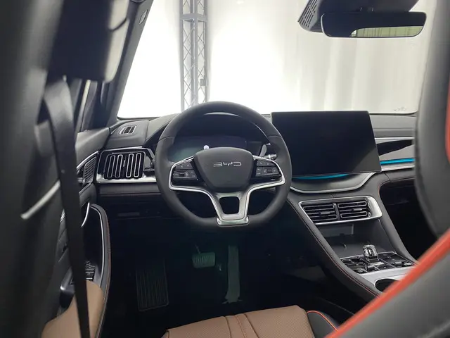BYD SEAL U