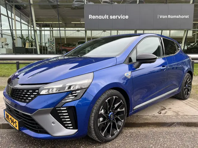 Renault Clio 1.6 E-Tech Full Hybrid 145PK esprit Alpine / Bose / 360' Camera / Apple Carplay - Andro...