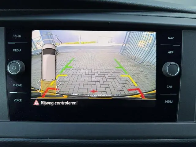 Volkswagen Transporter 2.0 TDI L2H1 28 Apple Carplay