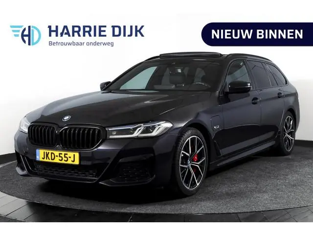 BMW 5-serie Touring 530e Business Edition Plus | M-Sport | Shadow Line | S/K-Panodak | Laser | Head-...