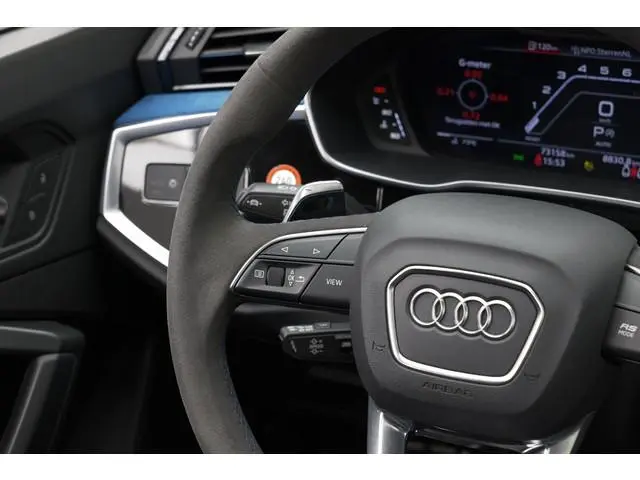 Audi RSQ3