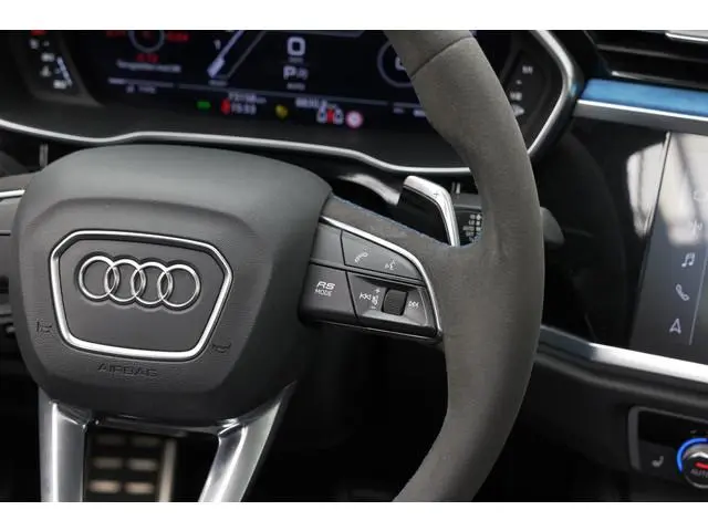 Audi RSQ3