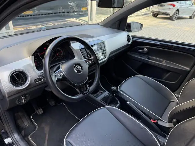 Volkswagen Up! 1.0 TSI 90PK! *!* PANODAK/ LEDER/ 17 INCH/ CRUISE/ STOELVERWARMING *!*
