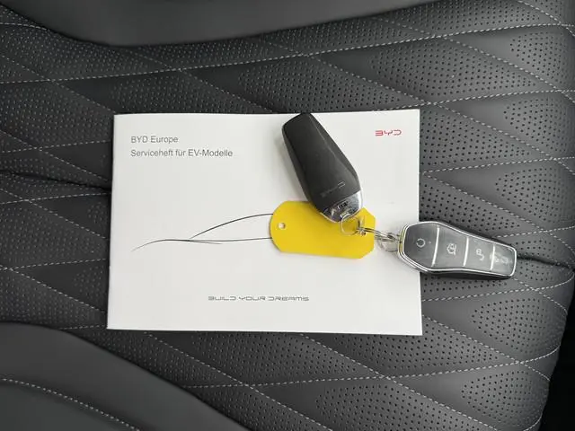 BYD SEAL