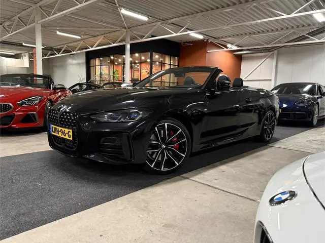 BMW 4-Serie Cabrio M440i xDrive Individual l Laser l Head-Up l Stoelkoeling l Nekverwarming l Top Vi...
