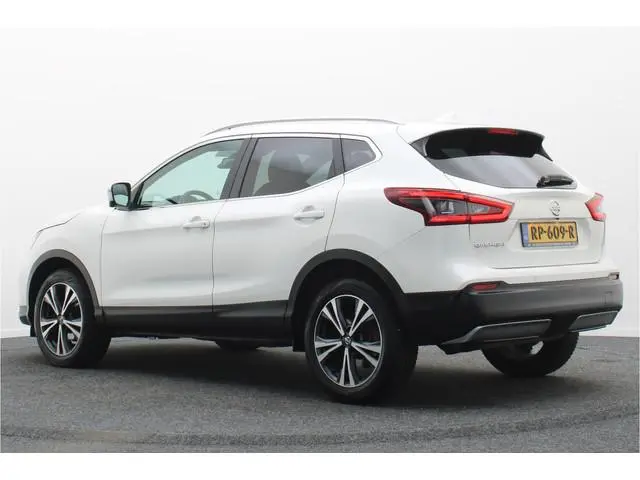 Nissan Qashqai 1.2 N-Connecta Panoramadak, 360° Camera, Cruise, Bluetooth, Rijstrooksenor, PDC, 18''