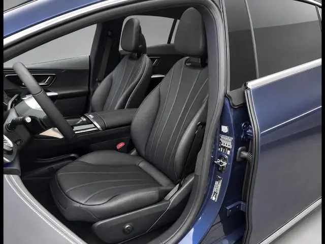 Mercedes-Benz EQE