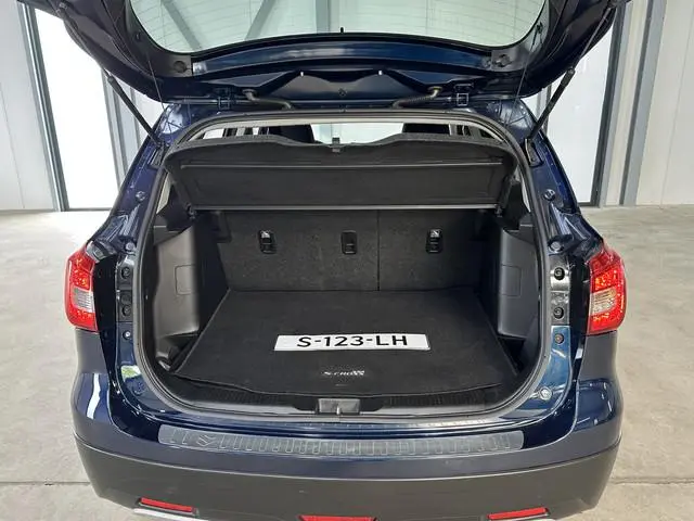 Suzuki S-Cross
