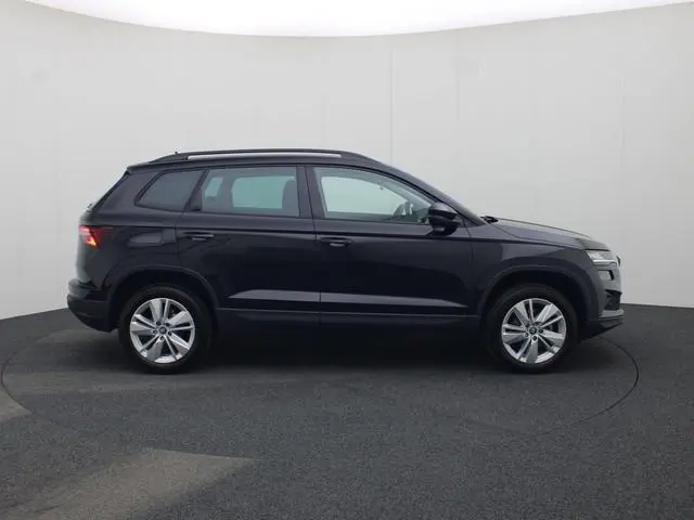 Skoda Karoq 1.0TSI/115PK Selection · Navigatie · Apple/Android Car Play · Camera + Parkeersensoren...
