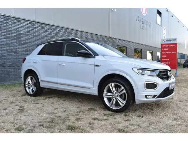 Volkswagen T-Roc 1.5 TSI Sport Business R Carplay Automaat R-line Zwart dak