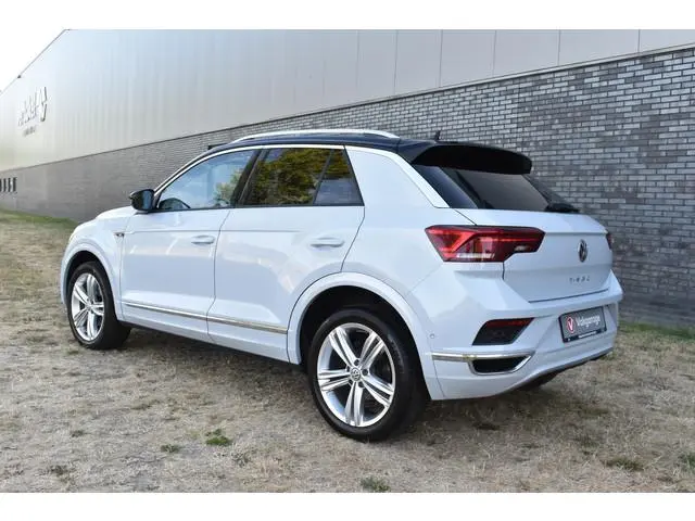 Volkswagen T-Roc 1.5 TSI Sport Business R Carplay Automaat R-line Zwart dak