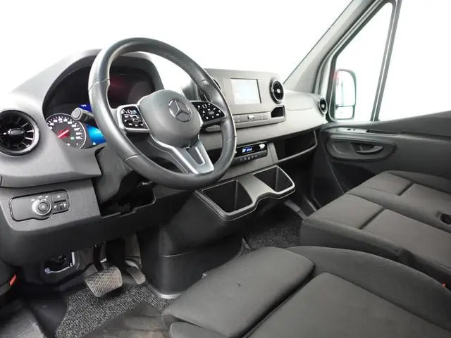 Mercedes-Benz Sprinter 315 CDI Automaat L2H2 PRO Airco MBUX Navigatie Adaptive Cruise Control Leder...