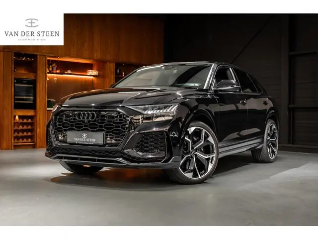 Audi RS Q8 4.0 TFSI quattro Kleppensysteem | Achterasbesturing |  Pano | Softclose l Glascoating