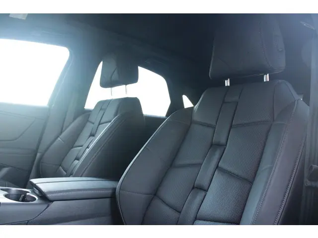 DS 7 1.6 PHEV 300PK 4x4 ETIOLE | PANORAMA SCHUIF/KANTEL DAK | NIGHT VISION | LEDEREN BEKLEDING "BLAC...