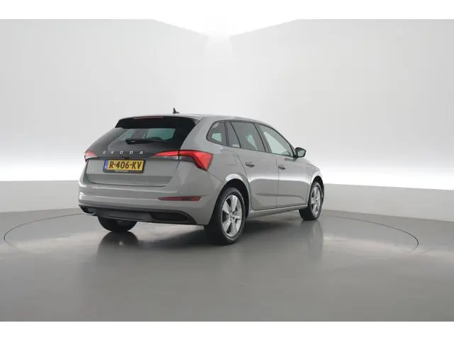ŠKODA Scala 1.0 TSI Sport Business | Rijklaar!! | Dig. Cockpit | Adapt. Cruise | Camera | All Season...