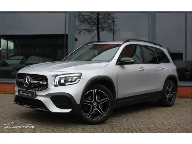 Mercedes-Benz GLB 200 AMG Line Night 360 Camera Sfeer