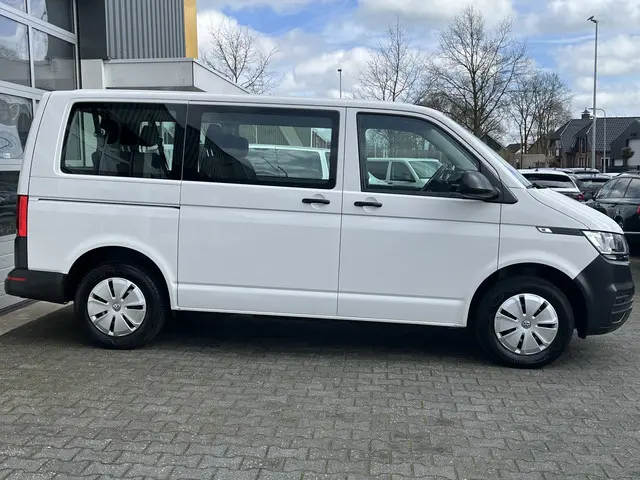 Volkswagen Transporter T6.1 Kombi 2.0 TDI L1H1-9-Persoons Ex BTW Airco Cruise control Stoelverwarmin...