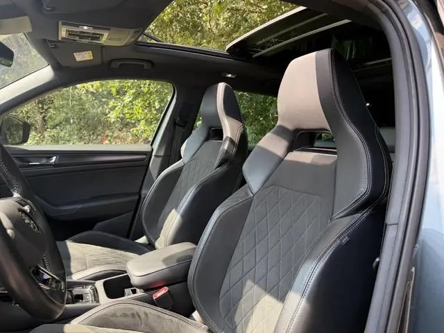 Skoda Kodiaq 1.5 TSI Sportline 7p GARANTIE TOT 06-2031* . PANORAMA-DAK . STUUR & STOEL VERWARMING ....