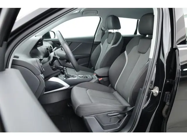 Audi Q2 1.4 TFSI CoD Design | Navi | Trekhaak | Stoelverw. | Cruise Contr. | PDC+A | 17''