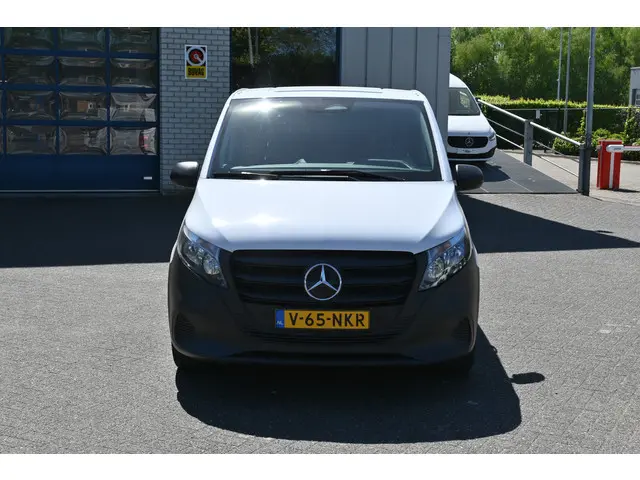 Mercedes-Benz Vito 116 CDI L3 Pro 2500 KG trekhaak afneembaar, Navigatie met camera