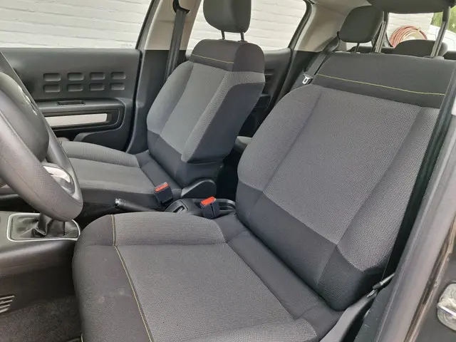Citroen C3 82 pk C-Series | Apple Carplay & Android Auto | Climate control