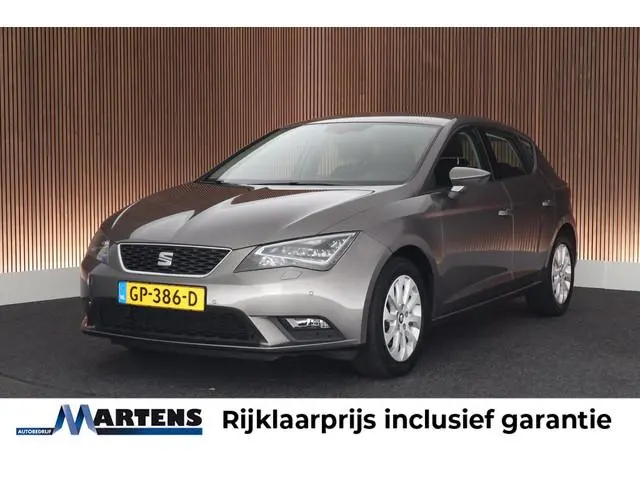 SEAT Leon ST 1.4 TSI 125pk LED Koplampen Stoelverwarming Navigatie