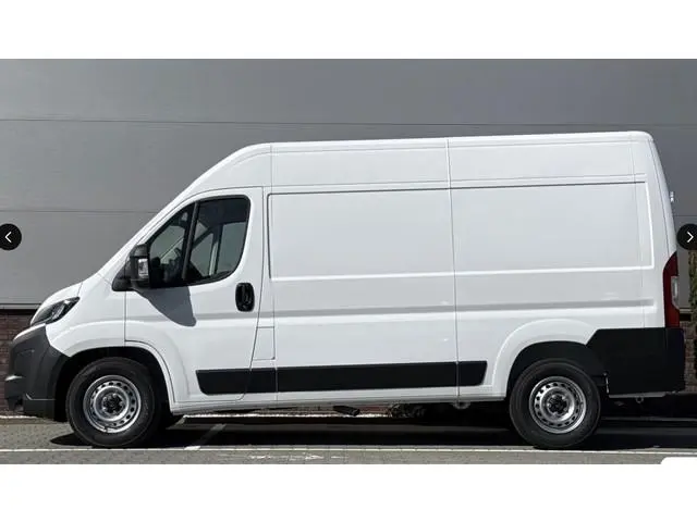 Citroën Jumper 2.2 BlueHDi 140 S&S L2H2 3.5t Camera / Navigatie / Cruise