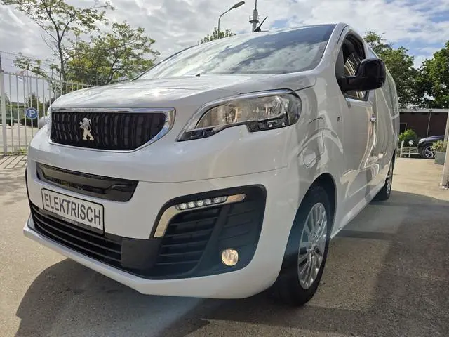 Opel e-Vivaro /Peugeot e-Expert Long L3  75 kWh PDC  Stoelverwarming Airco Achteruitrijcamera Cruise...