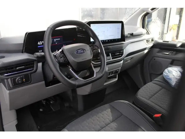 Ford E-Transit Custom 340 L2H1 Limited 65 kWh 218pk - 2x Schuif - LED - 360 Camera - B&O - ACC - Nav...