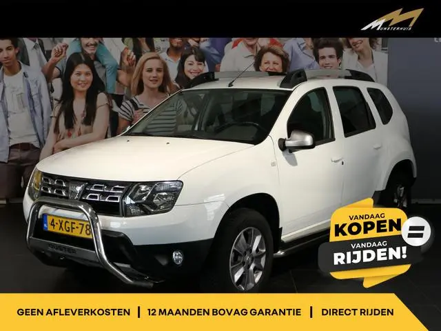 Dacia Duster 1.2 TCe 4x2 Prestige Trekhaak, All season, Bullbar, Sidebars, Sensoren, Cruise, Airco