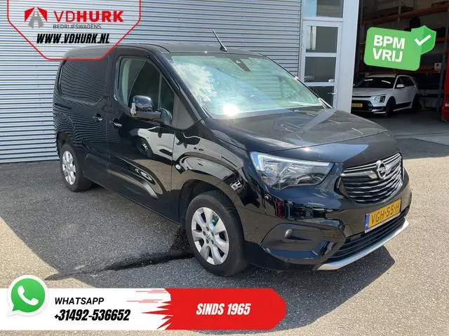 Opel Combo 1.5D 130 pk Aut. Carplay/ Navi/ Airco/ Camera/ Cruise/ 16”LMV/ PDC