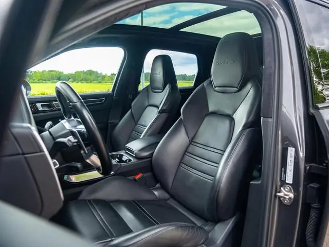 Porsche Cayenne 4.0 Turbo S E-Hybrid 680 pk | Org NL | Carbon | Achterasbesturin