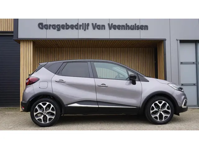 Renault Captur 0.9 TCe 90pk 5Drs Intens LED Keyless A-Camera Clima Cruise Control *NL Captur*