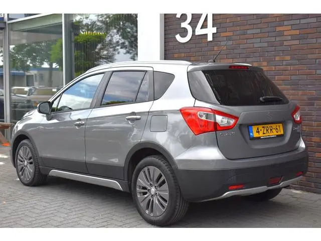 Suzuki SX4 S-Cross 1.6 DDiS Exclusive