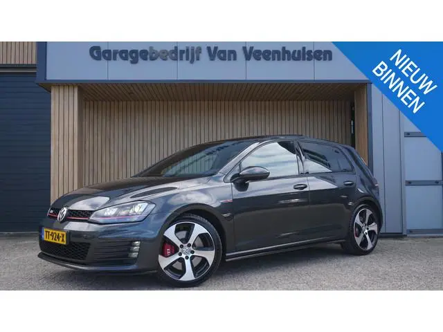 Volkswagen Golf 2.0 TSI 230pk GTI DSG 5Drs Performance Pano.Dak Xenon Elek.Trekhaak.18inch LM Navi V...