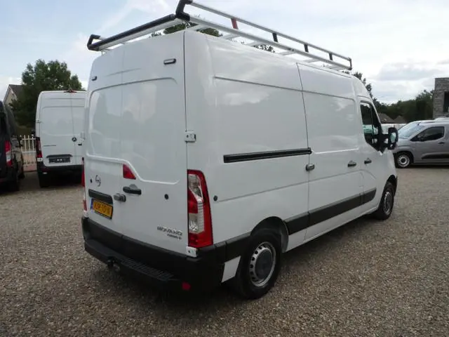Opel Movano