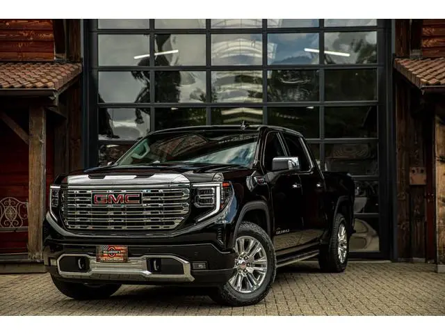 GMC Sierra