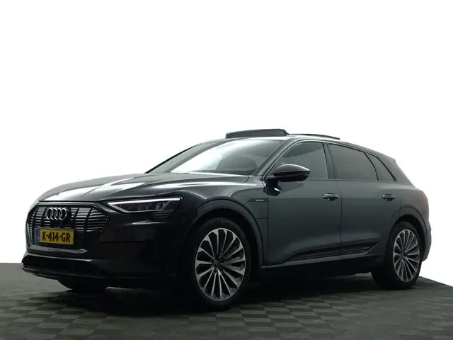 Audi e-tron 55 quattro Business edition Plus 95 kWh 2x Laadpoort, Panoramadak, Memory, Carplay, Lede...