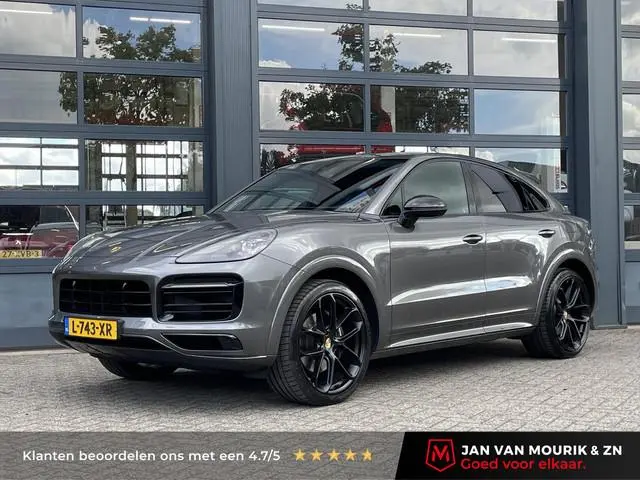 Porsche Cayenne Coupé 3.0 E-Hybrid | Panoramadak | Bose | Luchtvering |