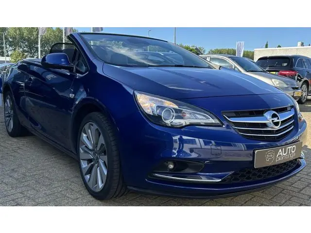 Opel Cascada 1.4 Turbo ecoFLEX Cosmo 140PK | Zeer Nette Staat! | NL AUTO | CABRIO | Onderhoudshistor...
