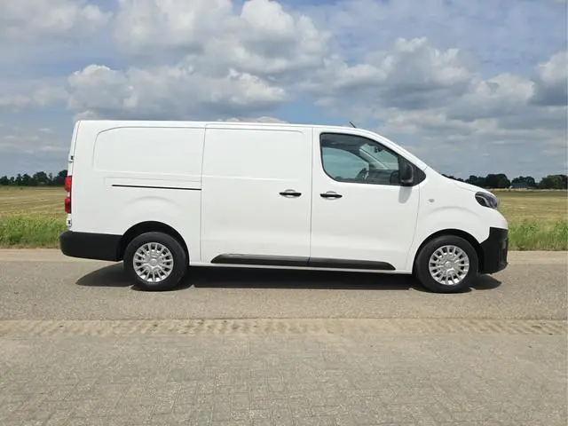 Toyota pro-ace