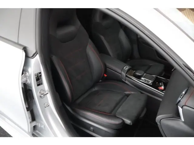 Mercedes-Benz CLA-klasse Shooting Brake 180 136pk Business Solution AMG Panoramadak Matrix LED Keyle...