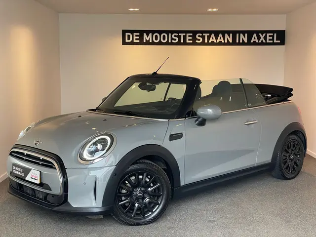MINI Mini Cabrio 1.5 Cooper Classic