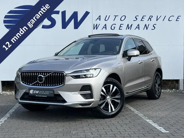 Volvo XC60 2.0 T8 Plug-in hybrid AWD Plus Bright | Pano | Pilot Assist | Blis
