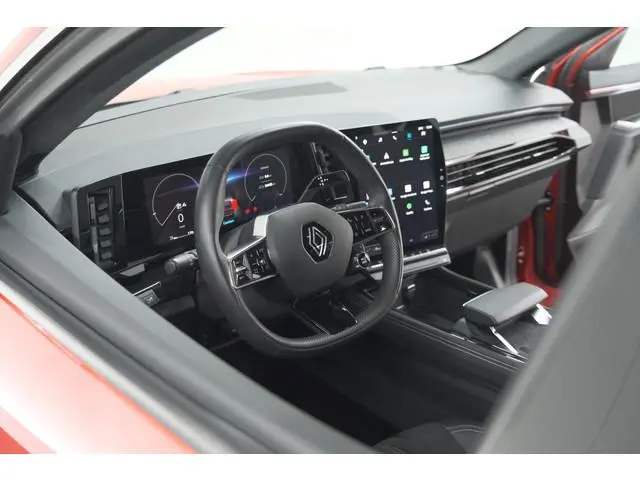 Renault Austral Mild Hybrid 160 X-Tronic | Trekhaak | Camera | Apple Carplay | Parkeersensoren