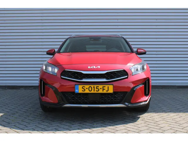 Kia Xceed 1.5 T-GDi DCT7 DynamicPlusLine | 18" LM | Keyless | Airco | Cruise | Navi | Camera | PDC |