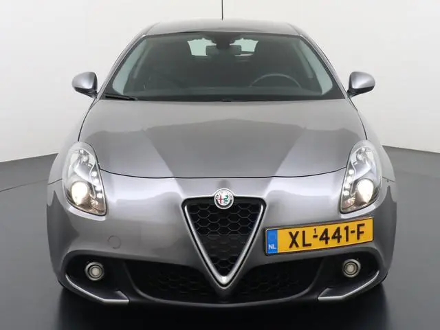 Alfa Romeo Giulietta 1.4 Turbo MultiAir Super | Navigatie | Lichtmetalen velgen | Te Financieren v.a...