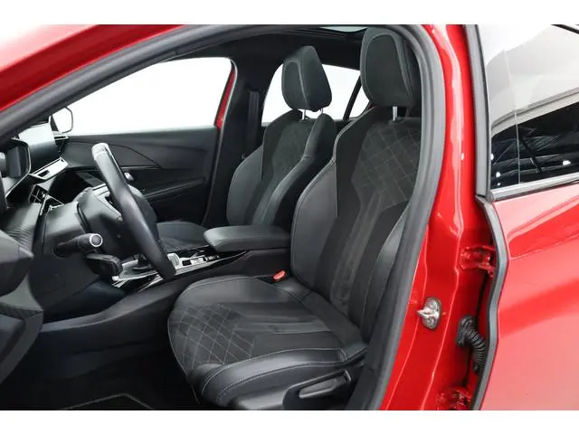 Peugeot 208 1.2 PureTech GT Pack | Rijklaar! | Orig. NL | Pano | Adapt. Cruise | Dig. Cockpit | Came...