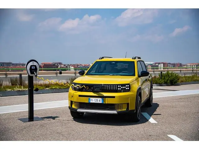 Fiat Grande Panda La Prima 11 kW 44 kWh | Te Bestellen |